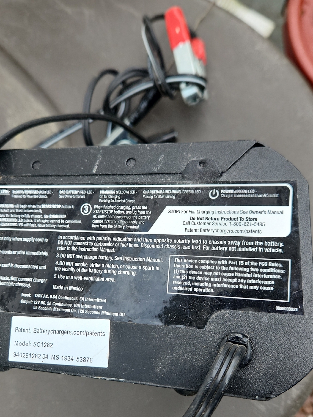 Schumacher 10 Amp Battery Charger - Black - Picture 7 of 9